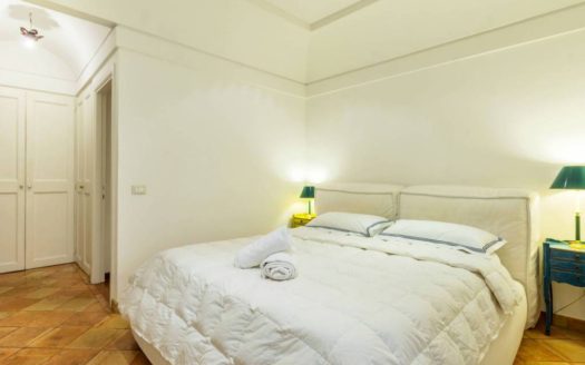 Quadrilocale via di Monserrato, Via Giulia, Roma