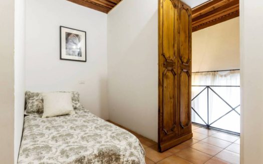 Quadrilocale via di Monserrato, Via Giulia, Roma