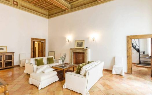 Quadrilocale via di Monserrato, Via Giulia, Roma